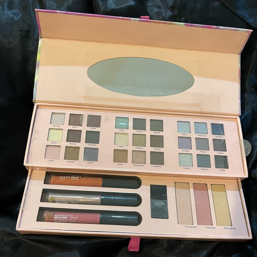 Ulta Cosmetics “FABULOUS FACE” 33 Piece COMPLETE FACE SET: Blush, Eyeshadow, Lip